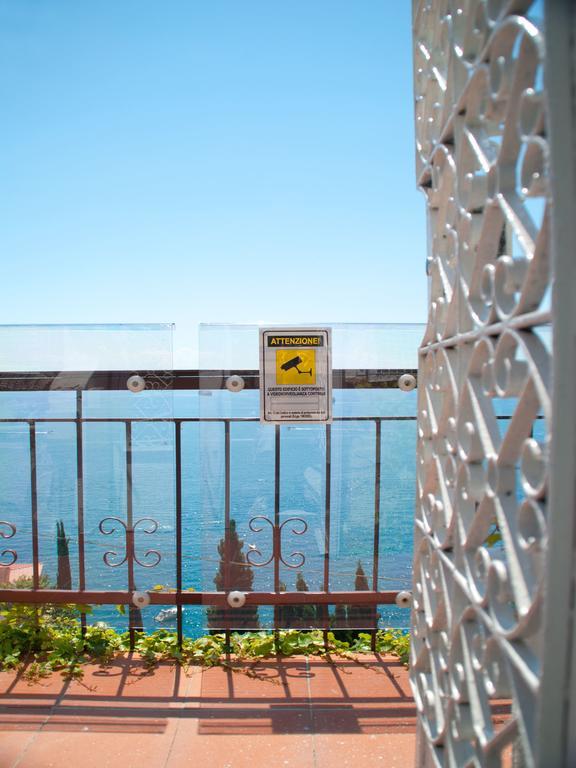 Il Nido Del Gabbiano * Vietri sul Mare